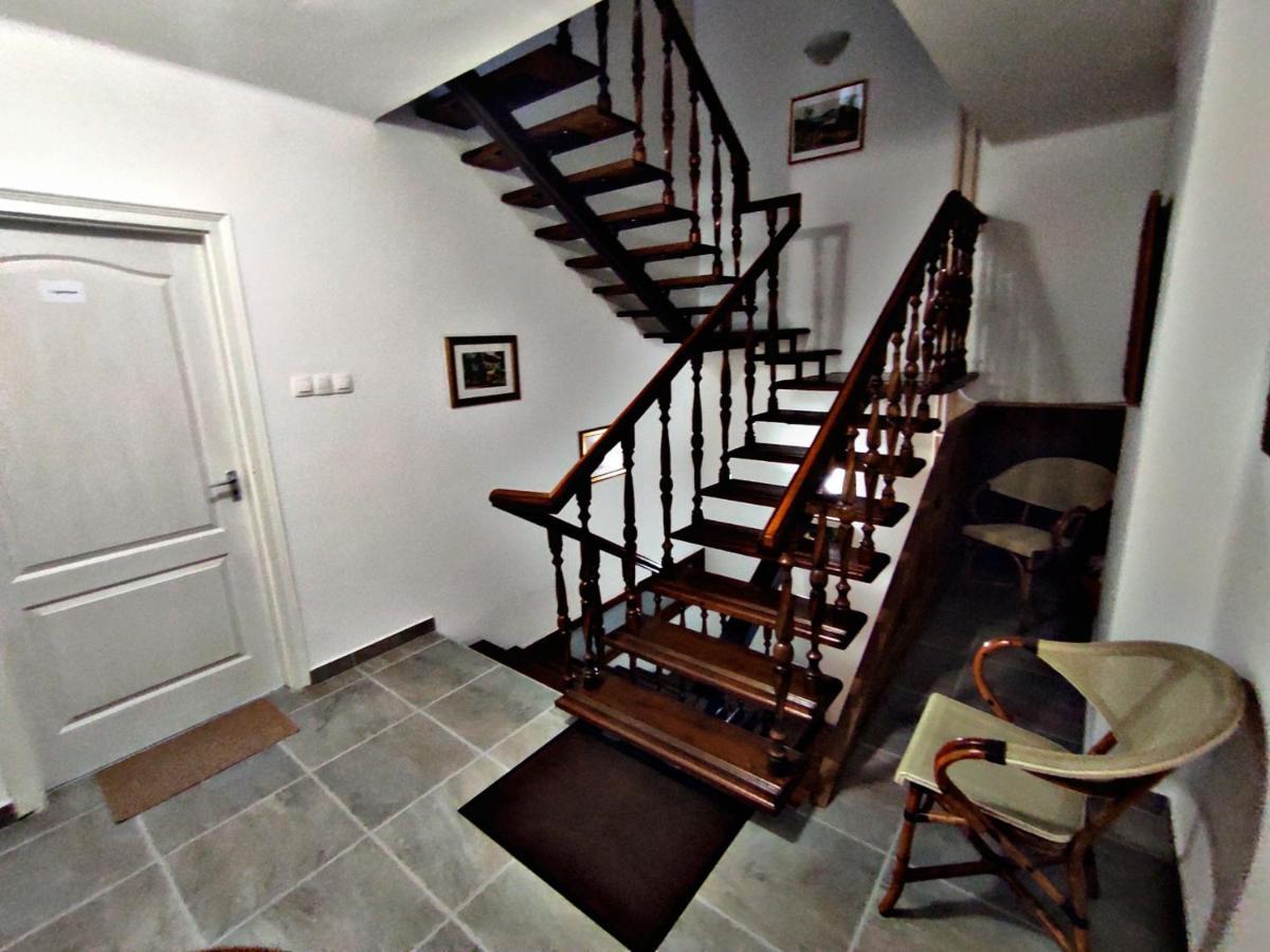 Alea Apartmanok Harkany Exterior photo