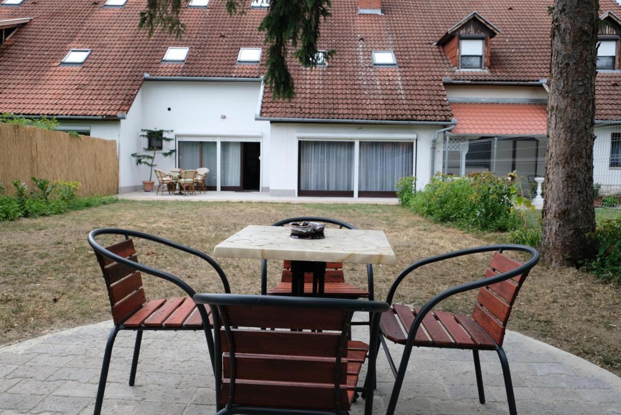 Alea Apartmanok Harkany Exterior photo